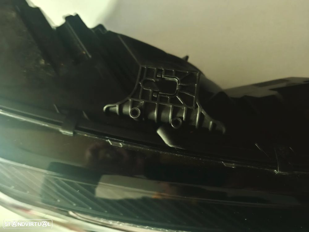 Farol direito full Led Audi A4 B9 facelift - 5