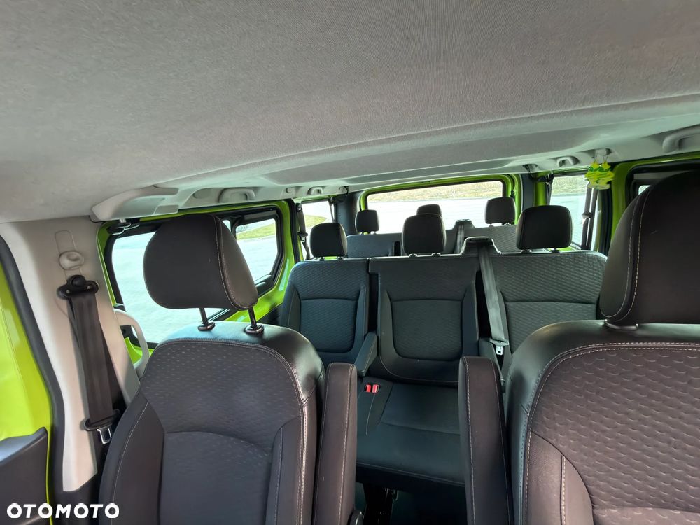 Opel Vivaro L2H1 2,9t Essentia Business - 32