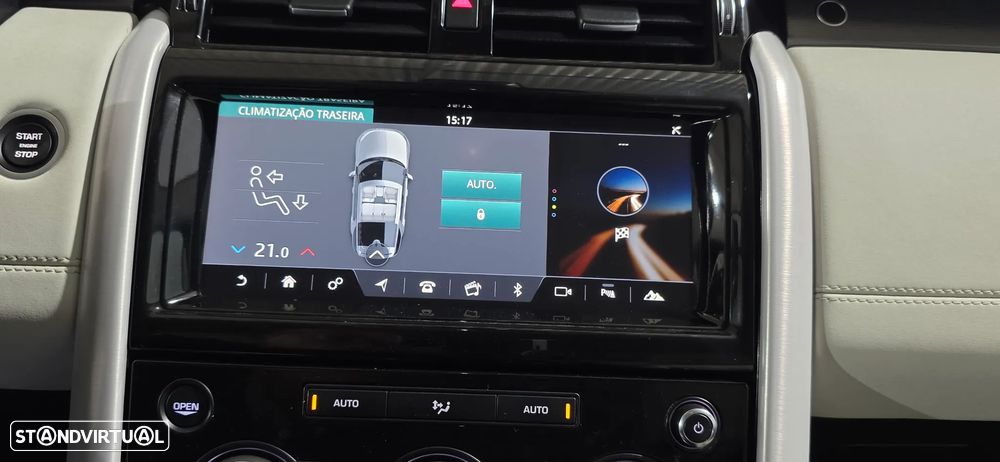 Land Rover Discovery 2.0 SD4 HSE Luxury Auto - 27