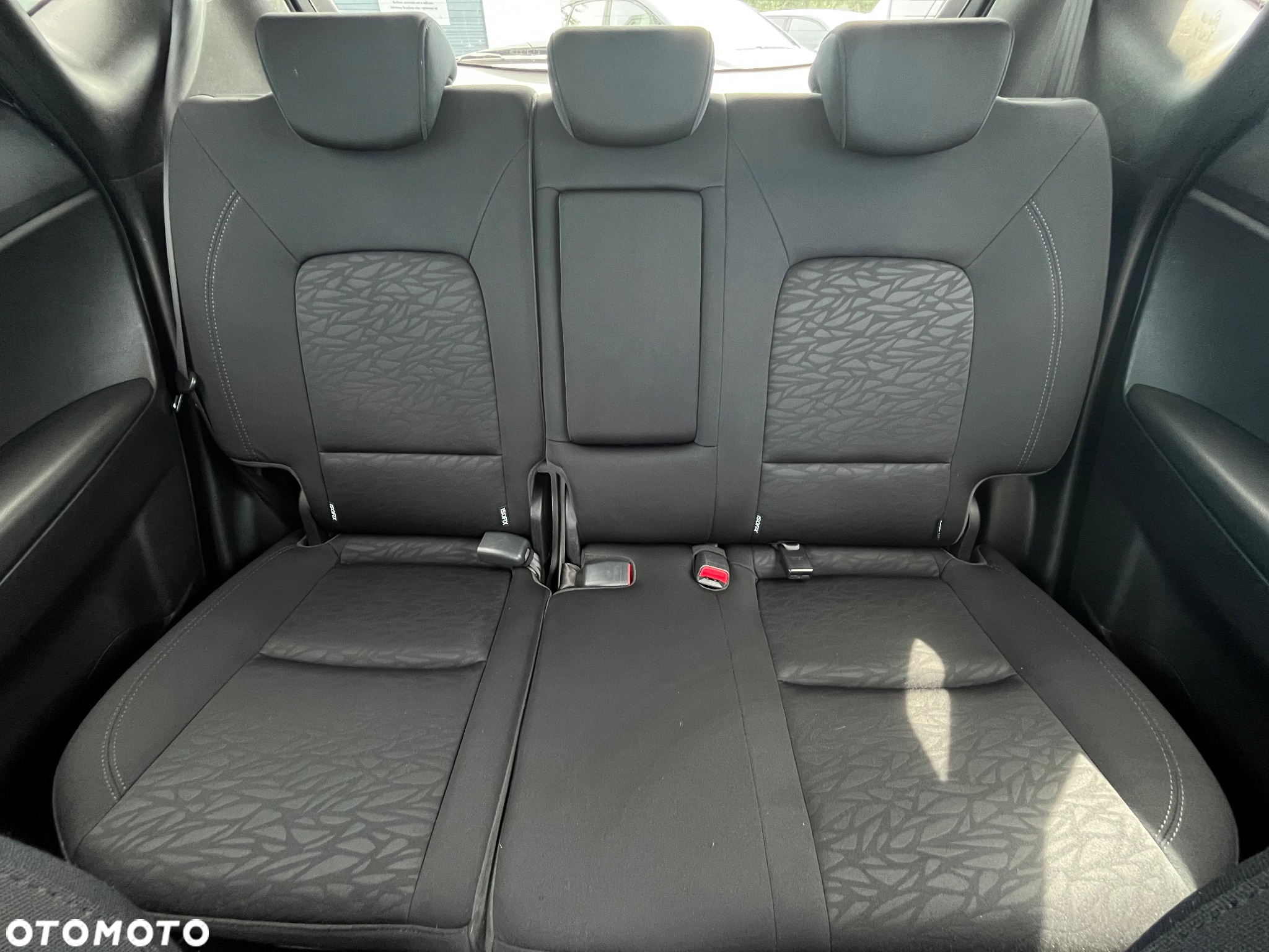 Hyundai ix20 1.6 Premium - 20
