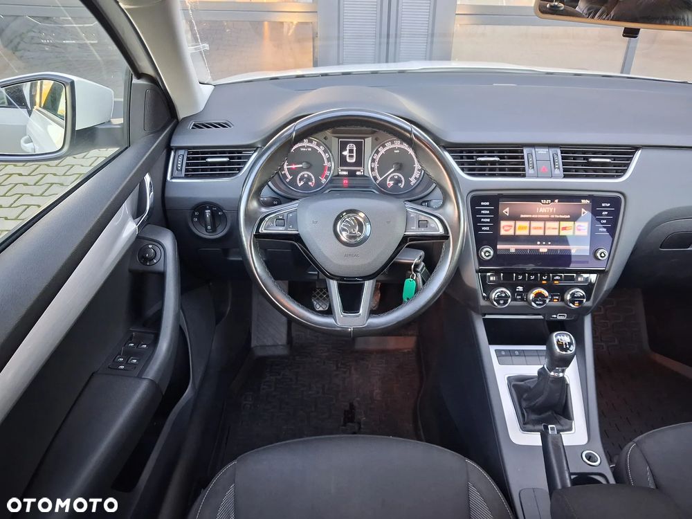 Skoda Octavia 1.6 TDI Ambition - 12