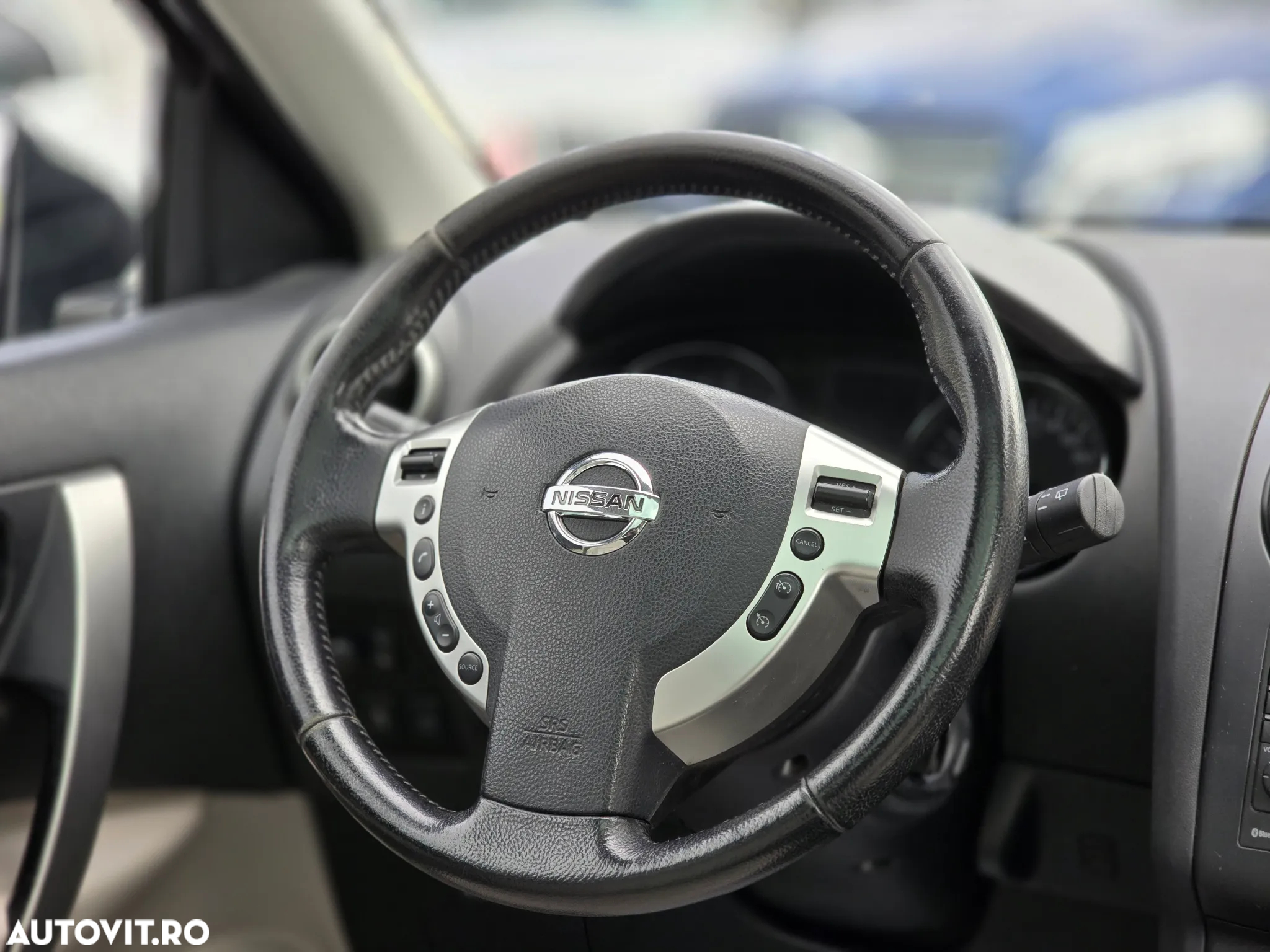 Nissan Qashqai+2 - 13