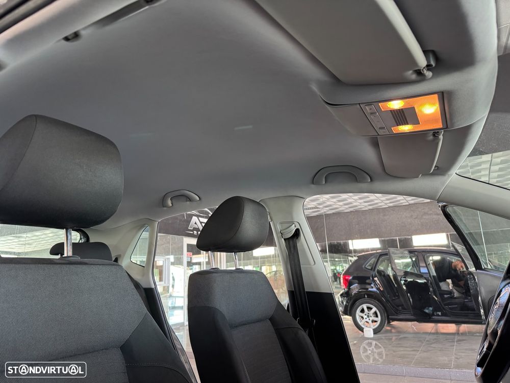VW Polo 1.6 TDI Confortline BlueMotion - 7