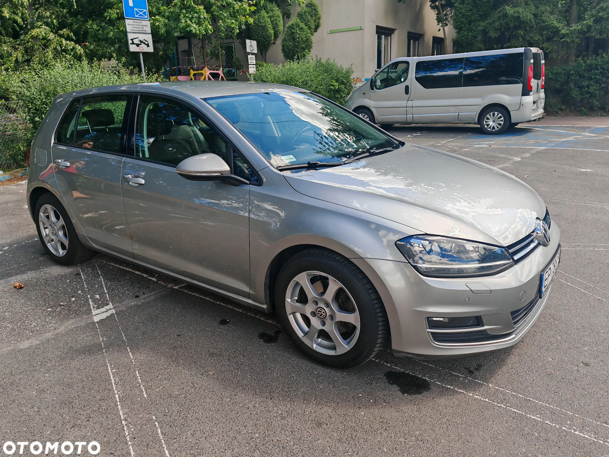 Volkswagen Golf VII 1.4 TSI BMT Highline - 12