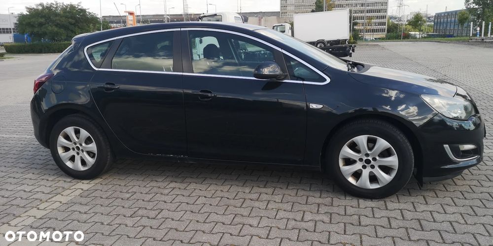Opel Astra IV 1.4 T Energy EU6 - 17