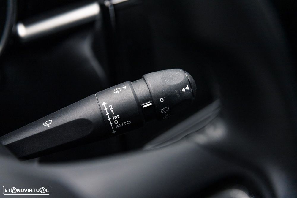 Citroën C3 1.2 PureTech Shine - 29