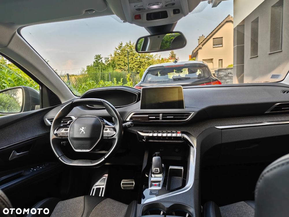 Peugeot 3008 1.2 PureTech Allure S&S EAT8 - 9