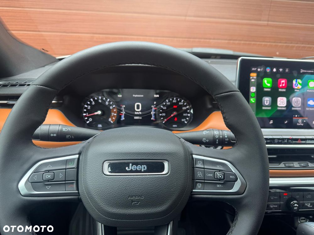 Jeep Compass - 14
