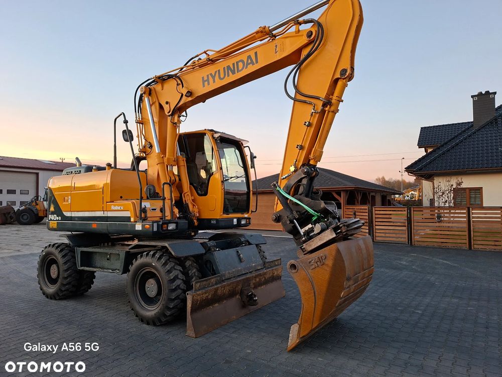 Hyundai 140W ROTOTILT ze szczypcami - 1