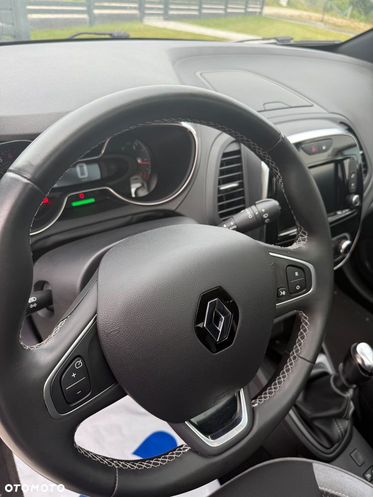 Renault Captur - 26