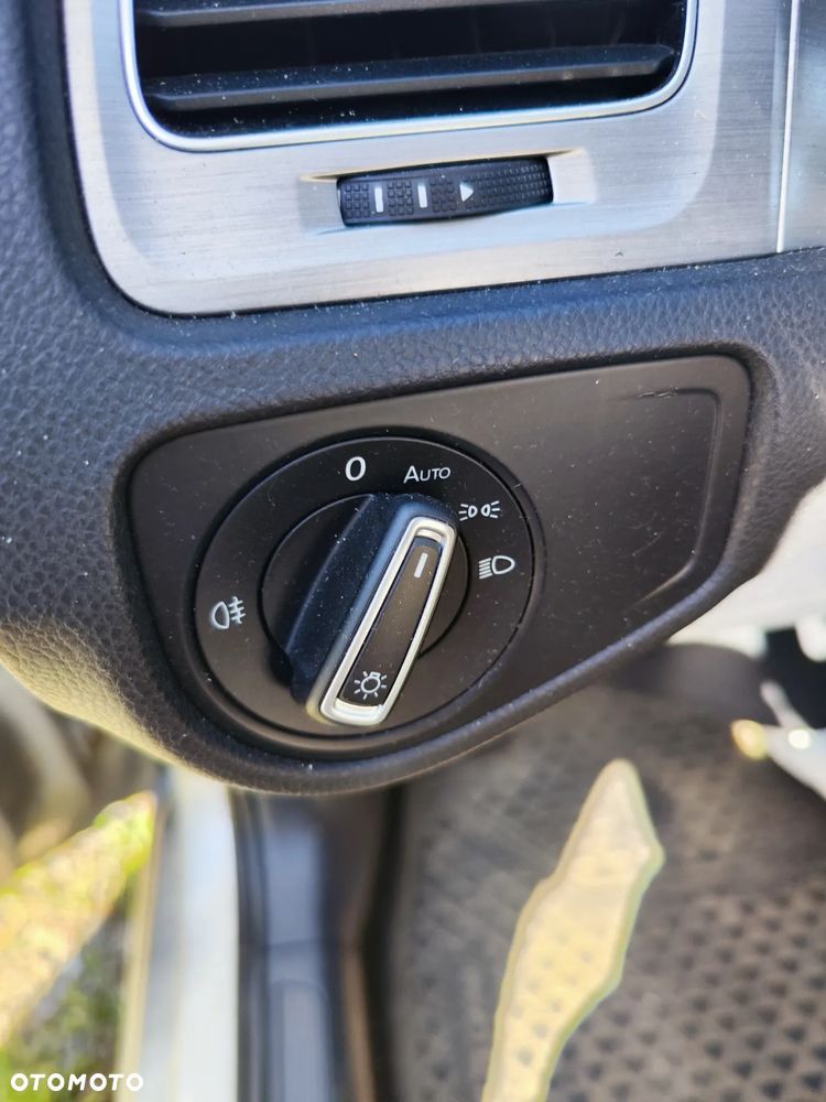 Volkswagen Golf 1.4 TSI BMT Comfortline - 9