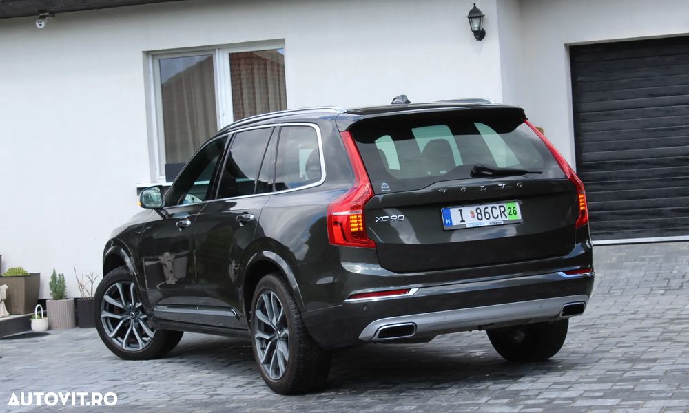 Volvo XC 90 D5 AWD Geartronic Inscription - 12