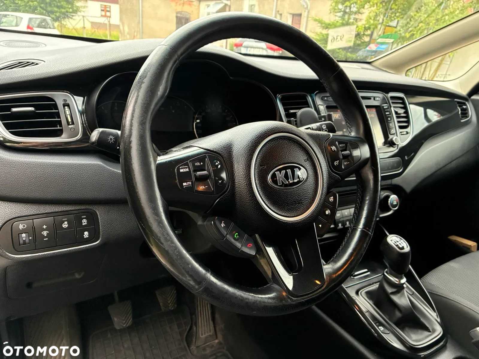 Kia Carens 1.6 GDI Business Line 7os EU6 - 4