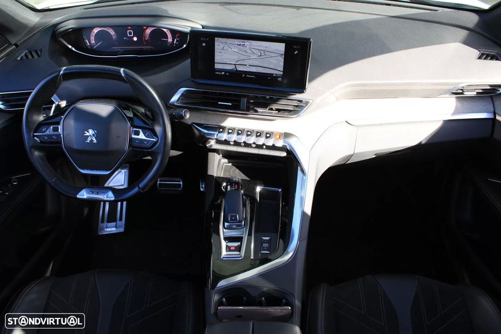 Peugeot 5008 1.5 BlueHDi GT EAT8 - 31