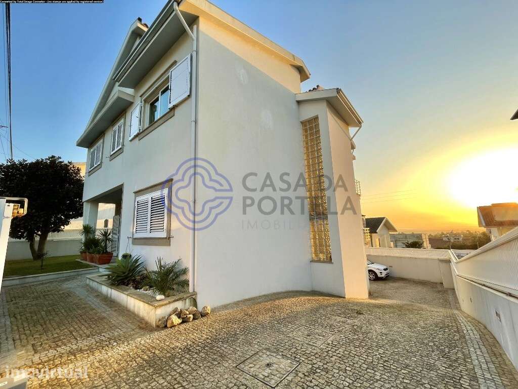 MORADIA V4 MAIS ESCRITORIO EM VILA DE CUCUJÃES COM EXCELENTES VISTAS S - Grande imagem: 2/40