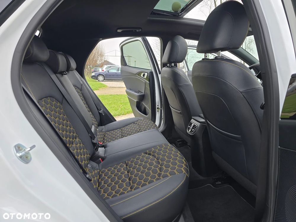 Kia XCeed 1.4 T-GDI OPF DCT7 LAUNCH EDITION - 35