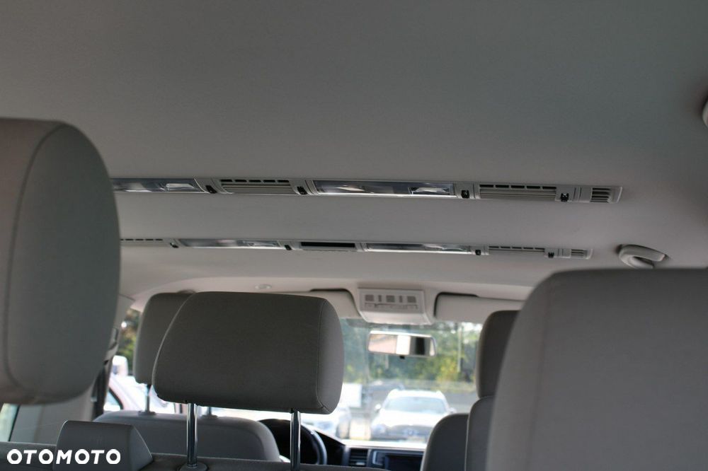 Volkswagen Caravelle 2.0 TDI L2 Comfortline 4Motion - 28
