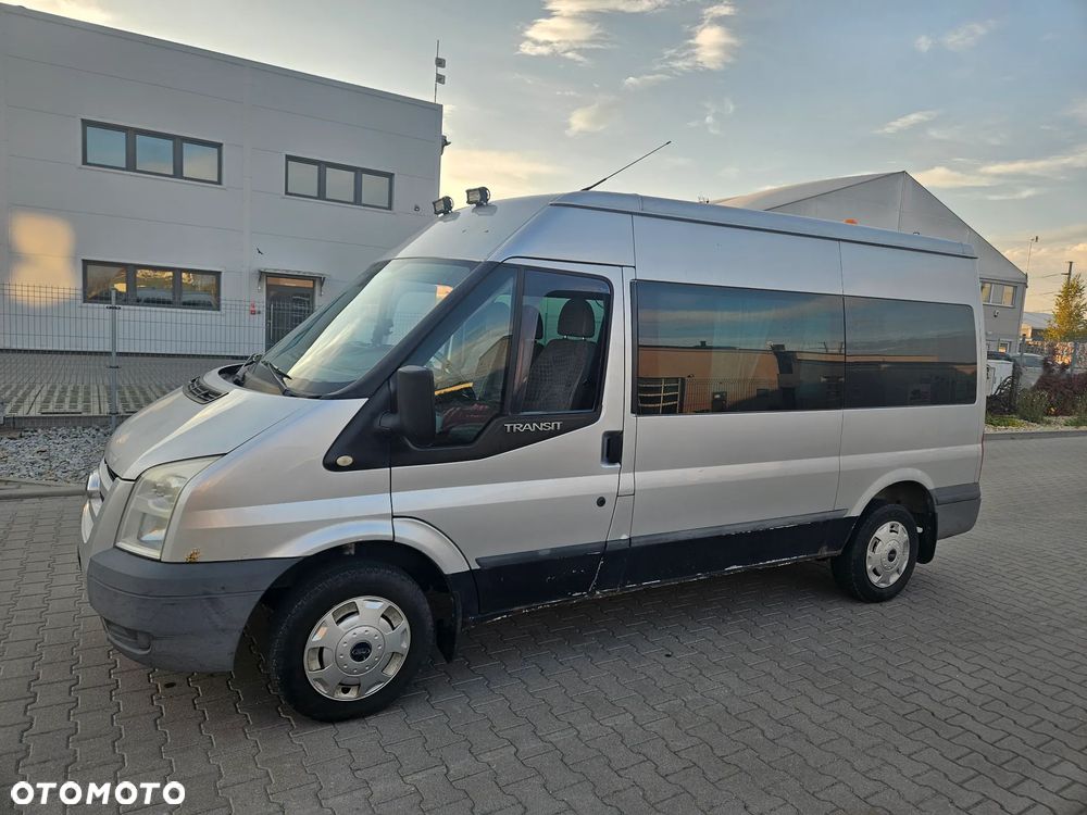 Ford Transit - 1