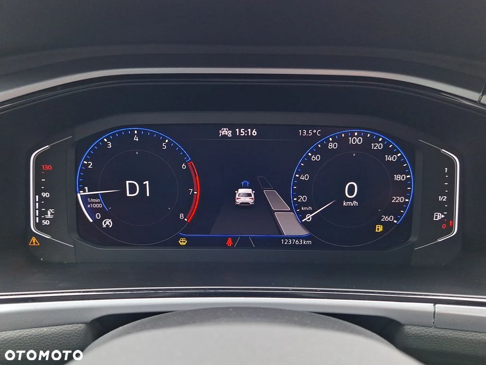 Volkswagen T-Roc 1.5 TSI Life DSG - 27