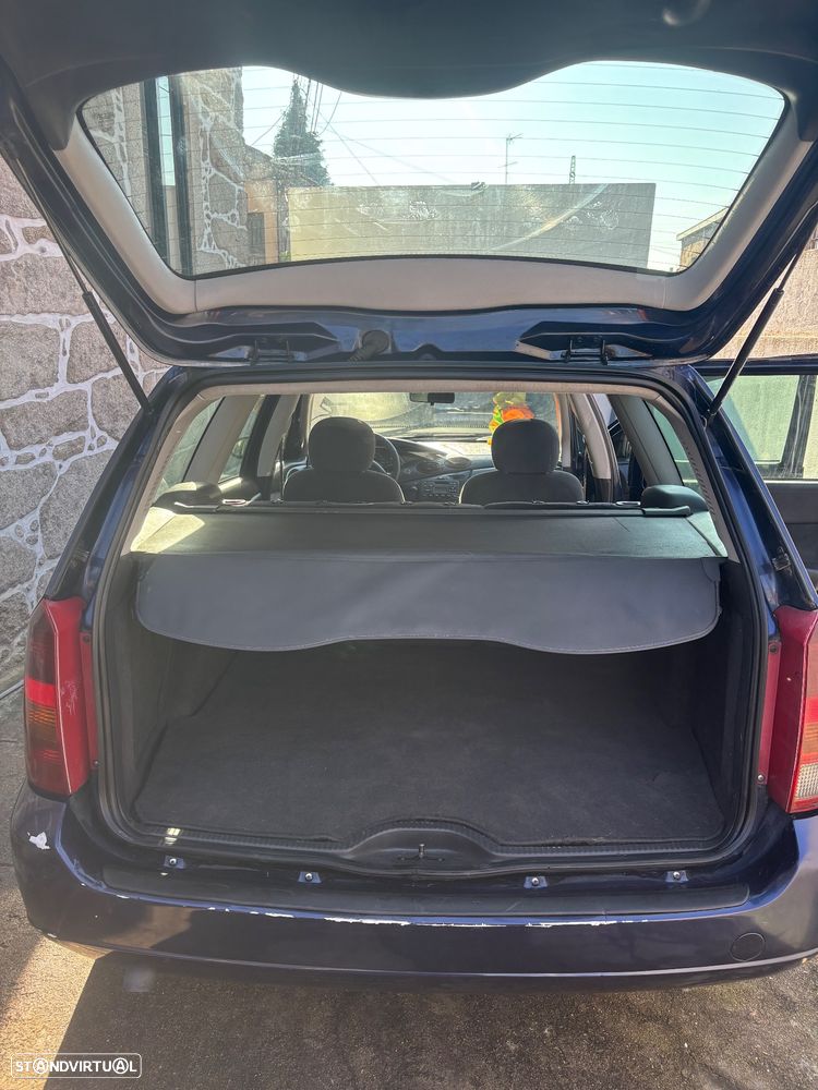 Ford Focus SW 1.8 TDdi Ghia - 22