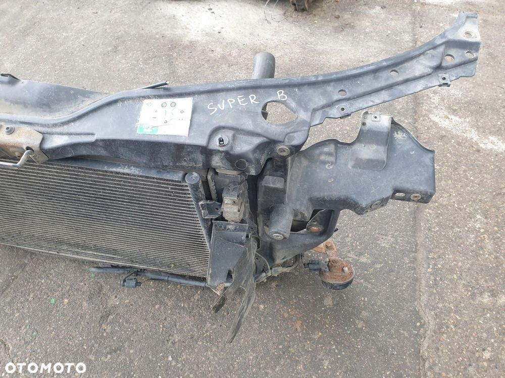 PAS PRZEDNI KOMPLET CHŁODNIC SKODA SUPER B 1.9 TDI - 4