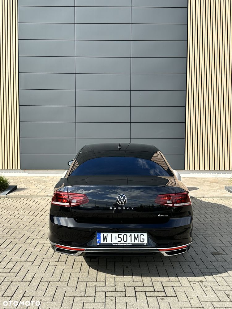 Volkswagen Passat 2.0 TDI 4Mot Elegance DSG - 8