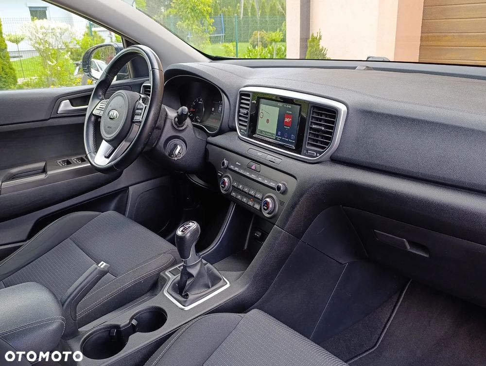 Kia Sportage 1.6 GDI L 2WD - 19