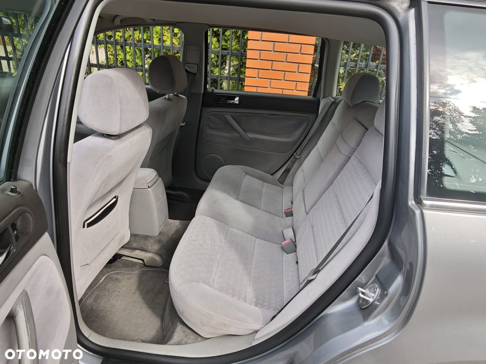 Volkswagen Passat 1.8T Comfortline - 7