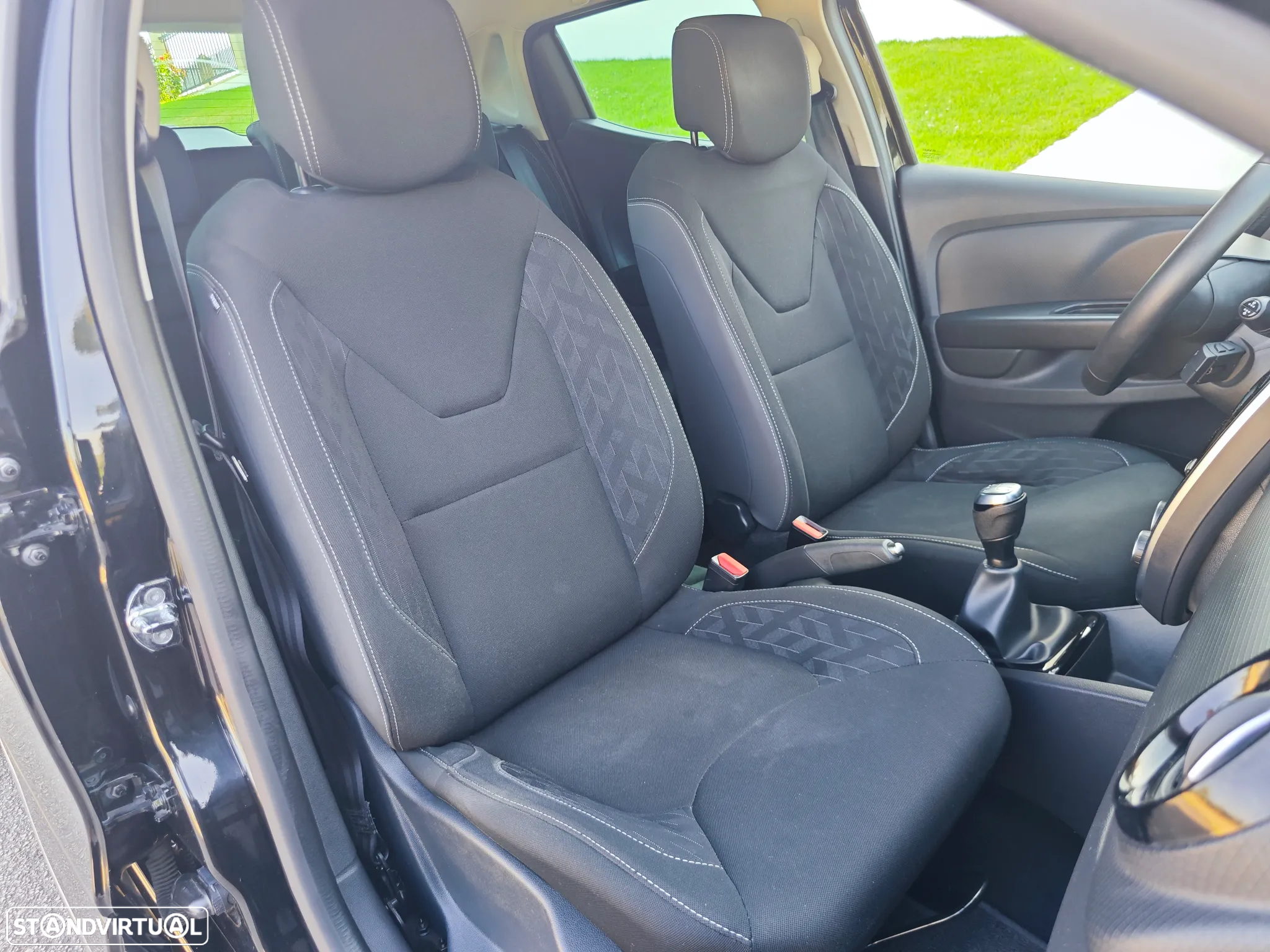 Renault Clio 0.9 TCe Limited - 11