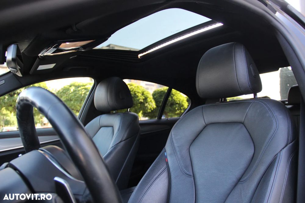 BMW Seria 5 520d xDrive AT - 35