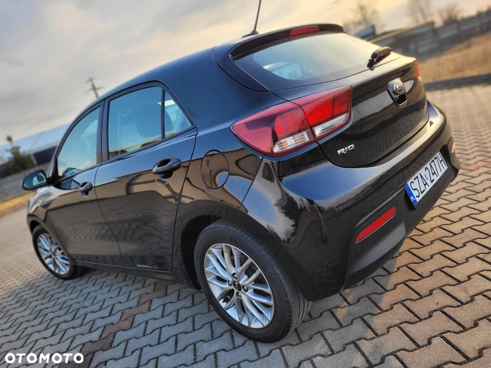 Kia Rio 1.2 XL Business Line - 7