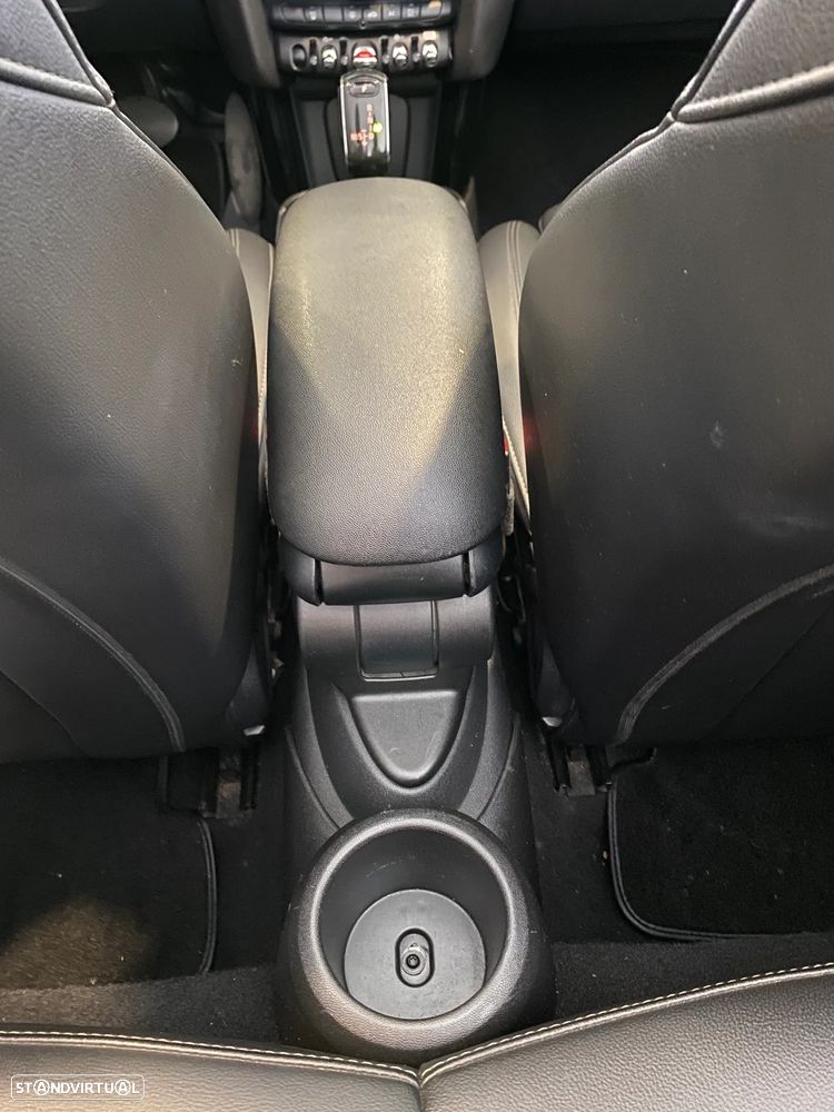 MINI Cabrio Cooper Auto - 29