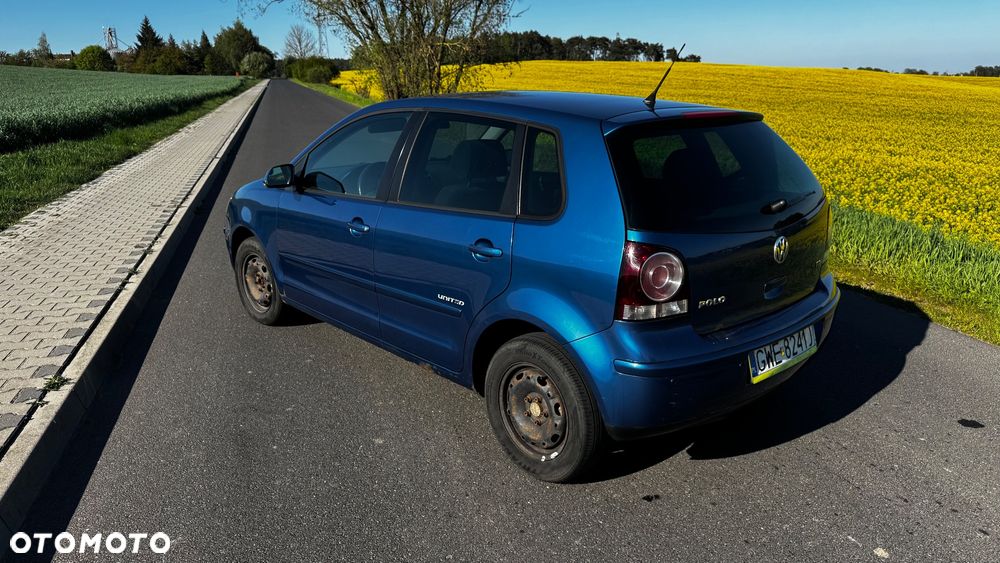Volkswagen Polo 1.4 TDI Comfortline - 8
