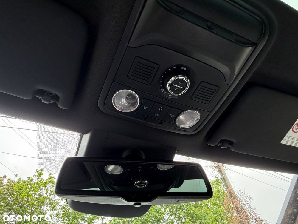 Skoda Octavia 2.0 TDI DSG RS - 31