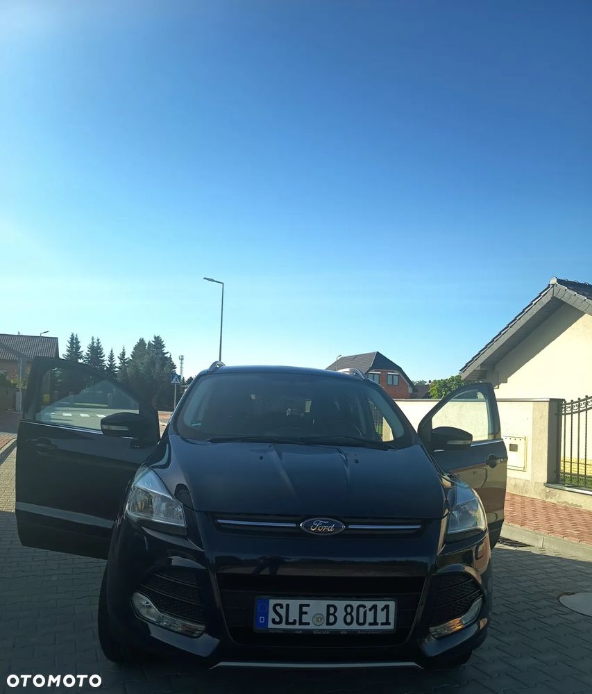 Ford Kuga 1.5 EcoBoost 2x4 Individual - 2