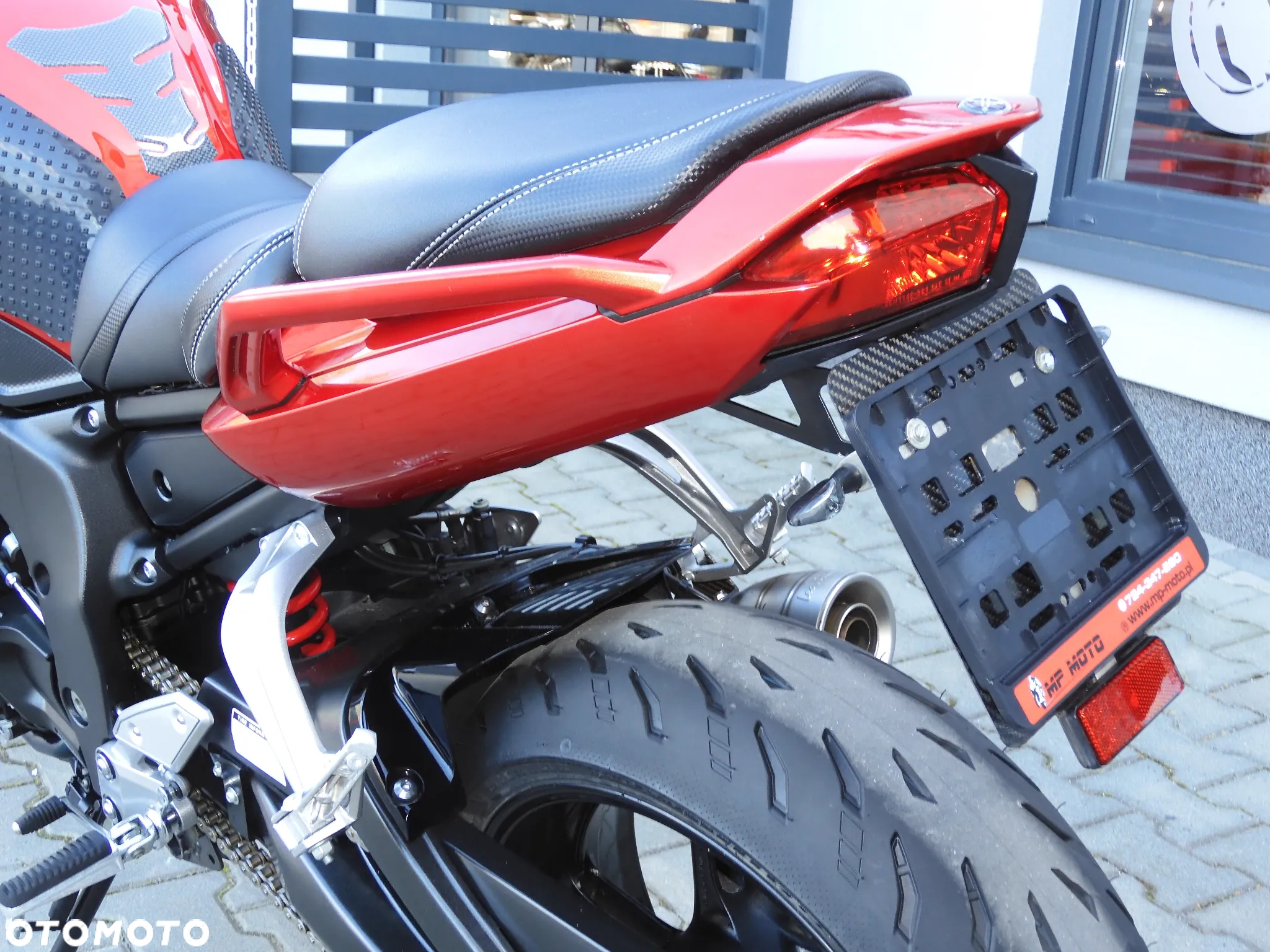 Yamaha FZ - 33