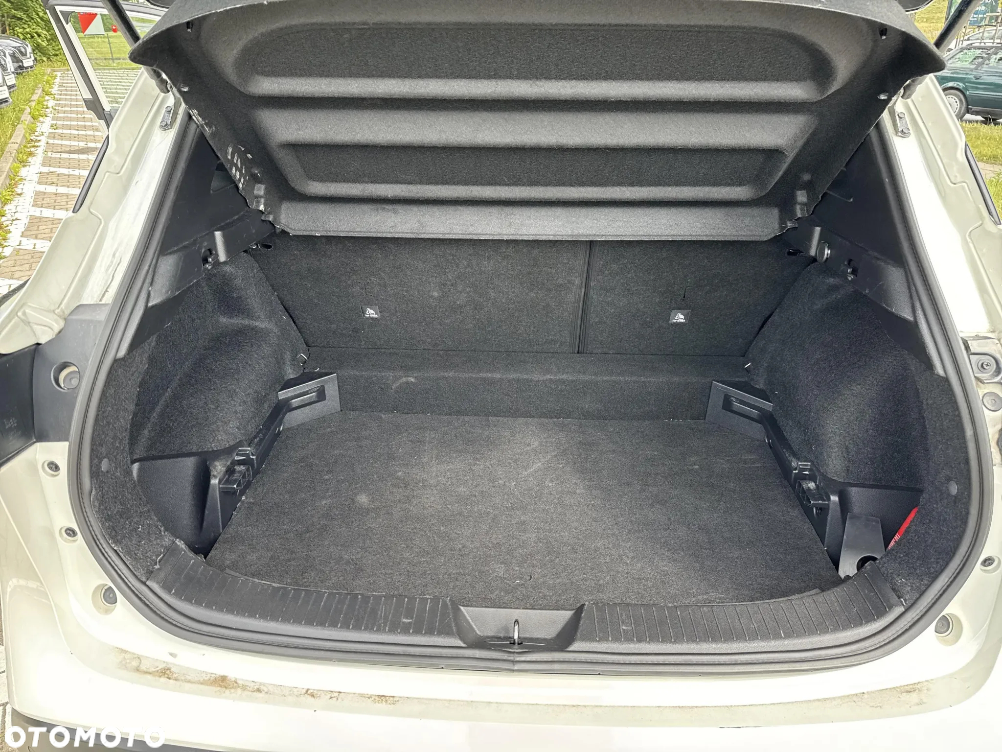 Nissan Qashqai 1.3 DIG-T N-Connecta DCT - 13