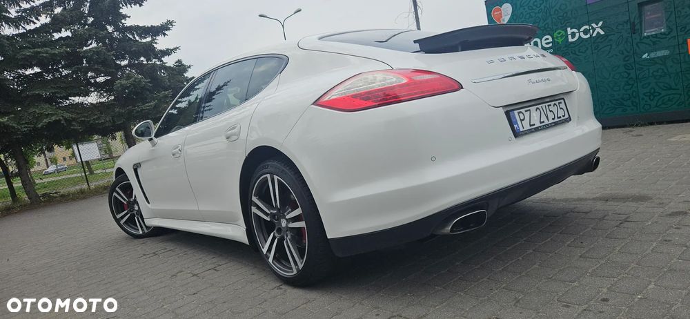 Porsche Panamera Diesel Platinum Edition - 13