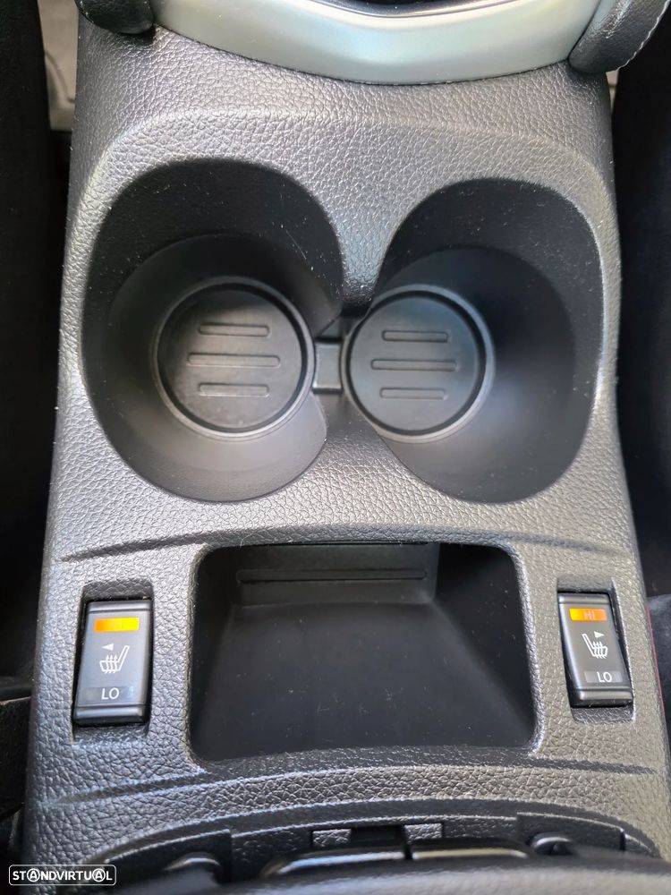 Nissan Qashqai 1.5 dCi N-Vision RS - 47