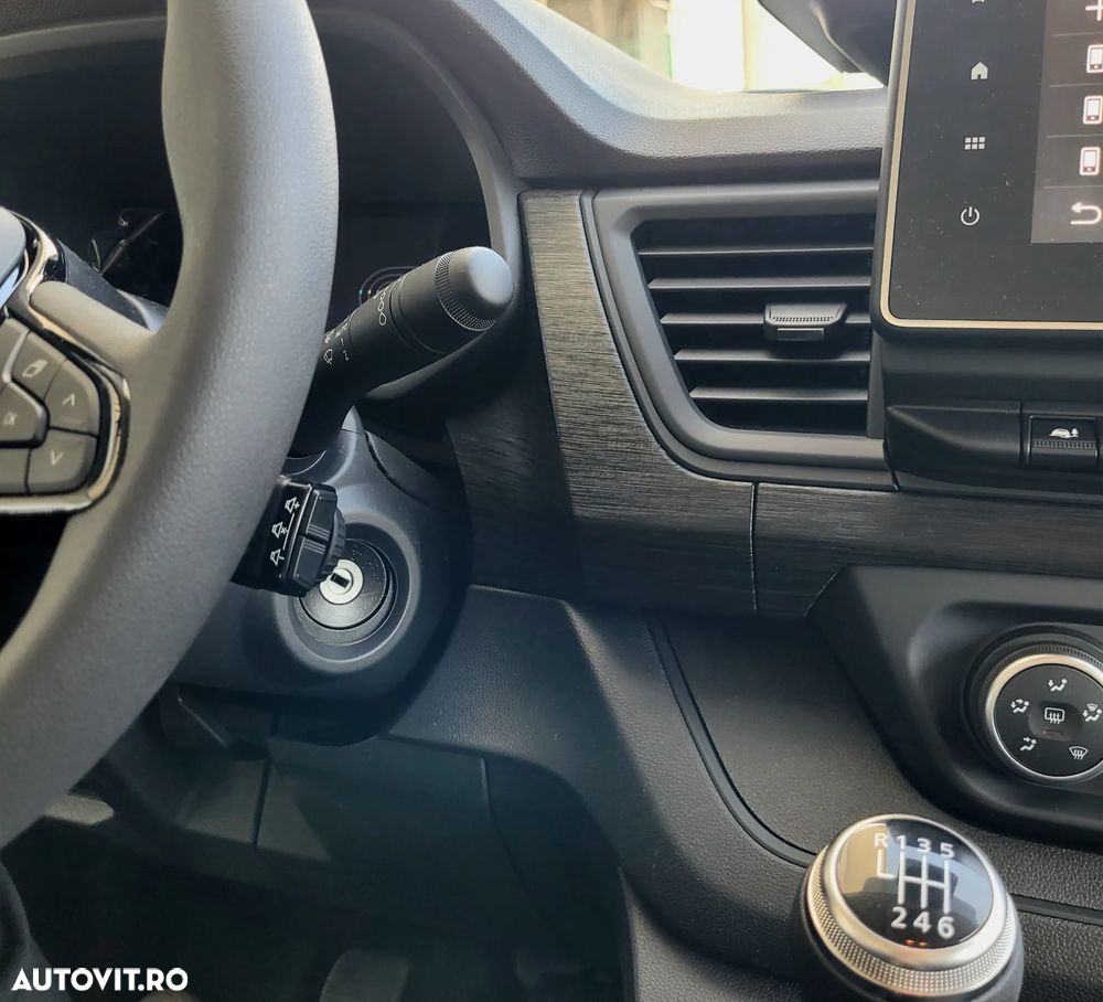 Renault Trafic Furgon - 19