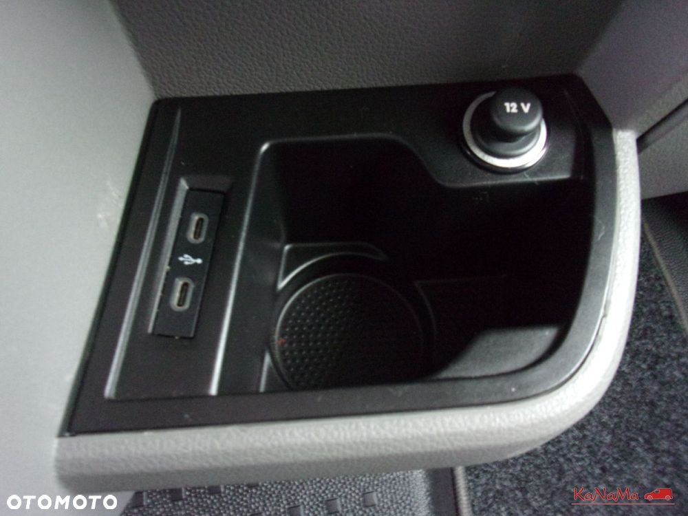 Volkswagen Transporter - 31
