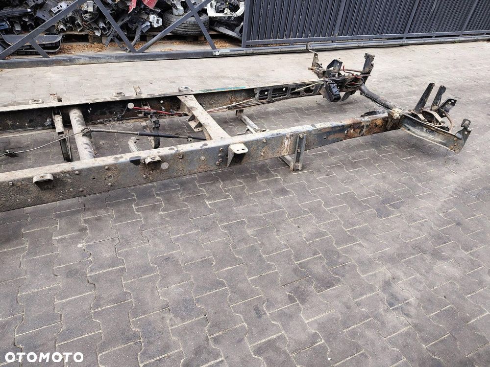 RAMA 3300 ROZSTAW OSI IVECO DAILY 3 III 35C15 FL LIFT 2 2.0 HPI - 11