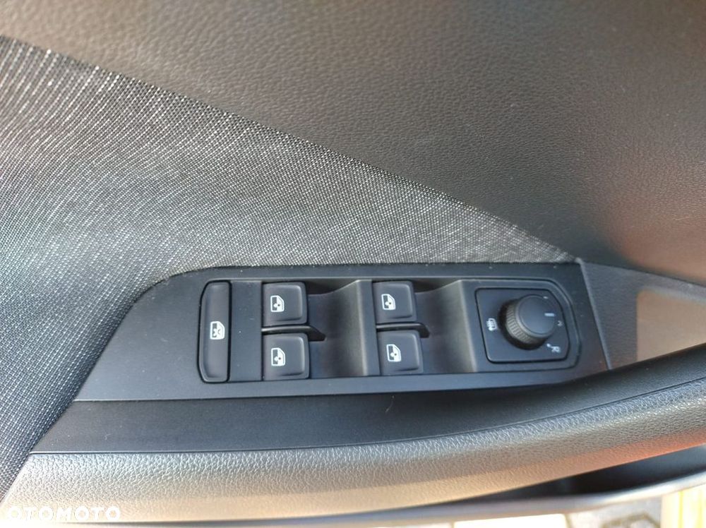 Skoda Kamiq 1.5 TSI Selection DSG - 30