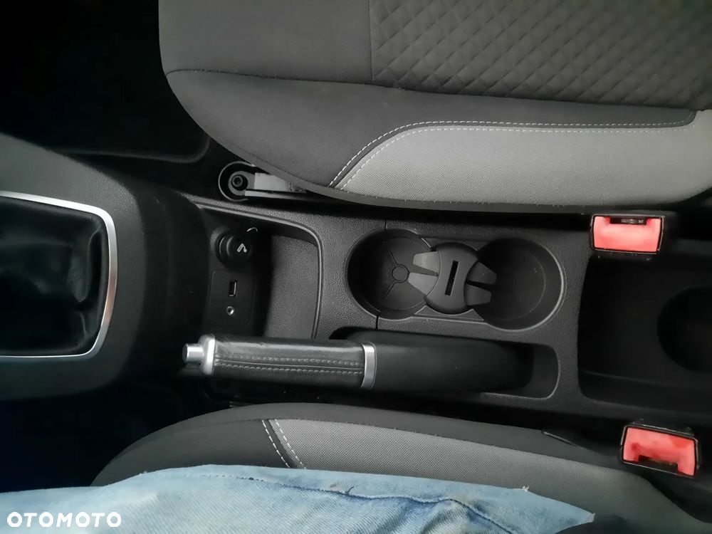 Ford Fiesta 1.25 Titanium EU6 - 37