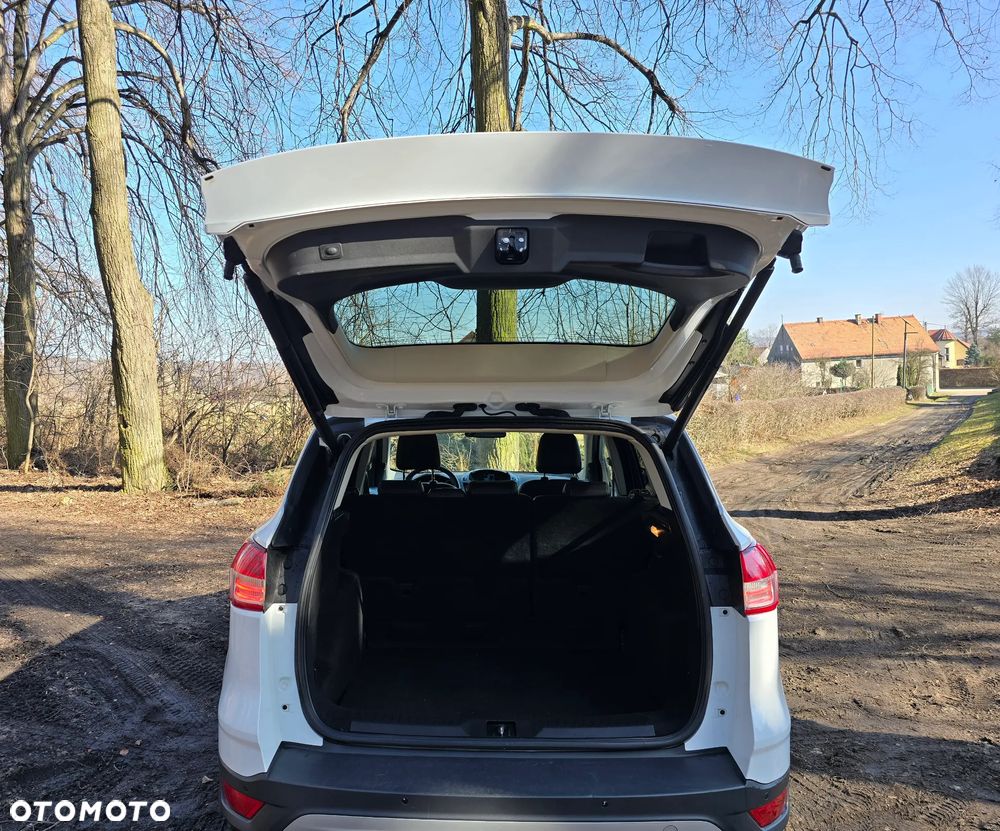 Ford Kuga 2.0 TDCi 4x4 Titanium - 6