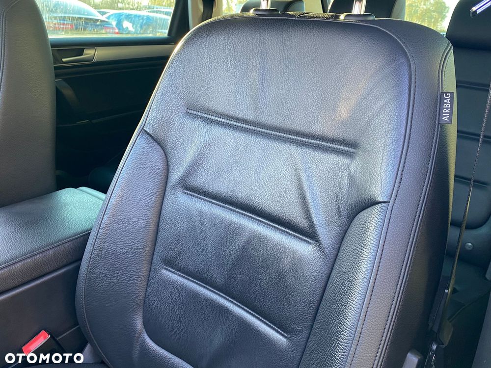 Volkswagen Touareg 3.0 V6 TDI BMT - 16