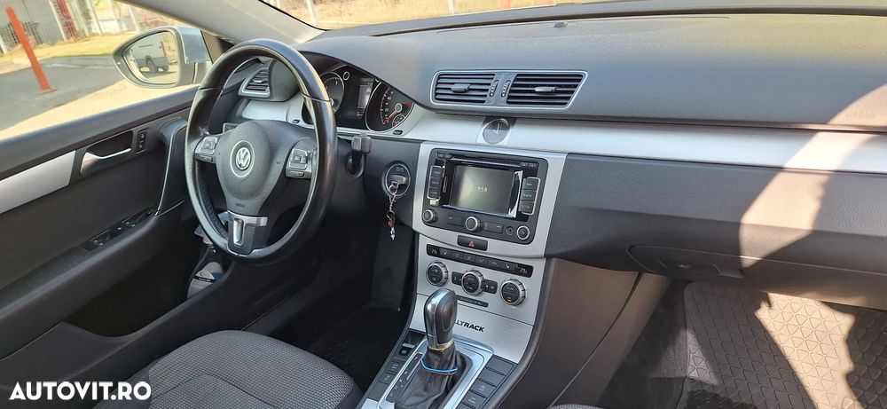 Volkswagen Passat 2.0 TDI 4Motion DSG BlueMotion Tech R-Line - 9