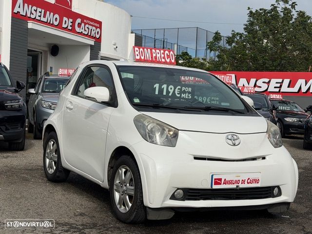 Toyota iQ 1.0 + - 8