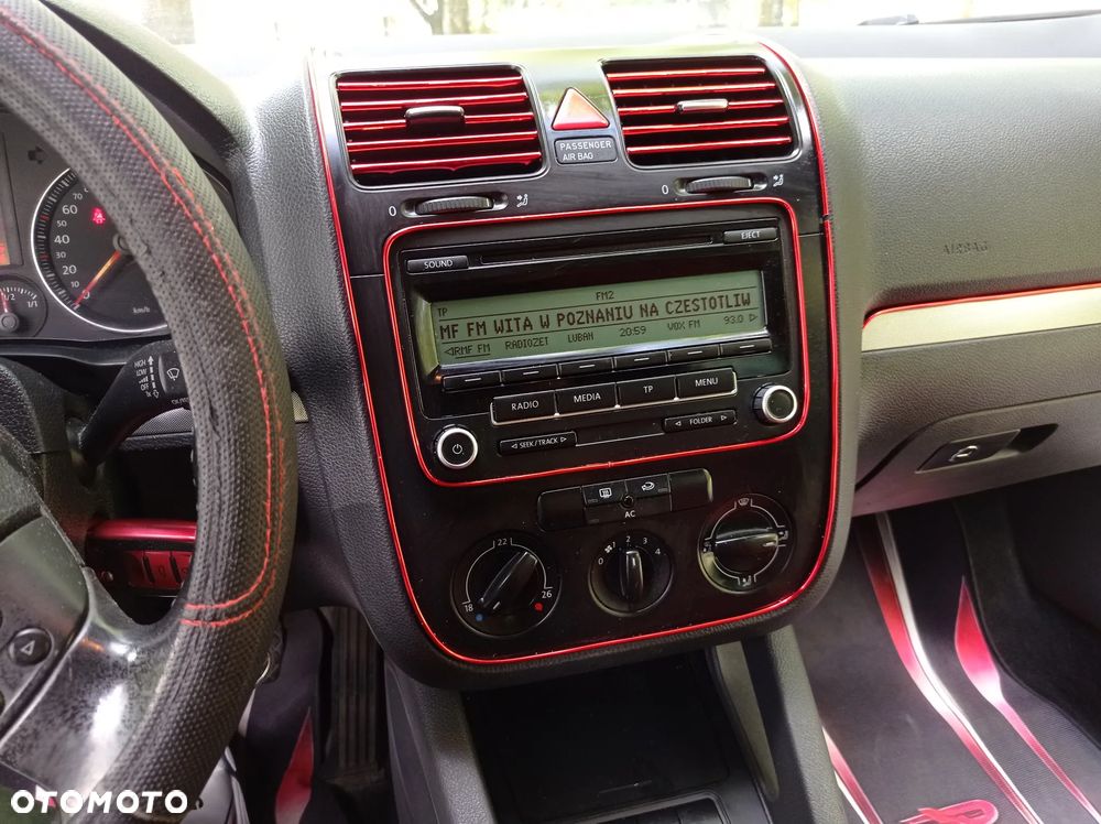 Volkswagen Golf 2.0 TDI Comfortline - 2