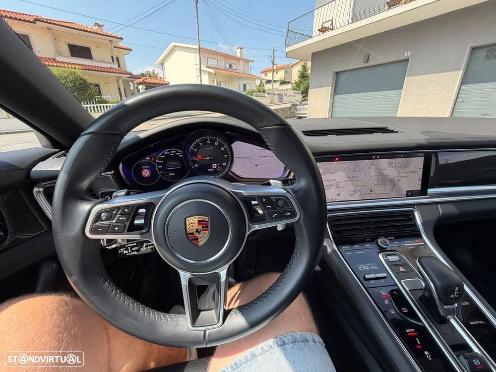 Porsche Panamera 4 S - 19